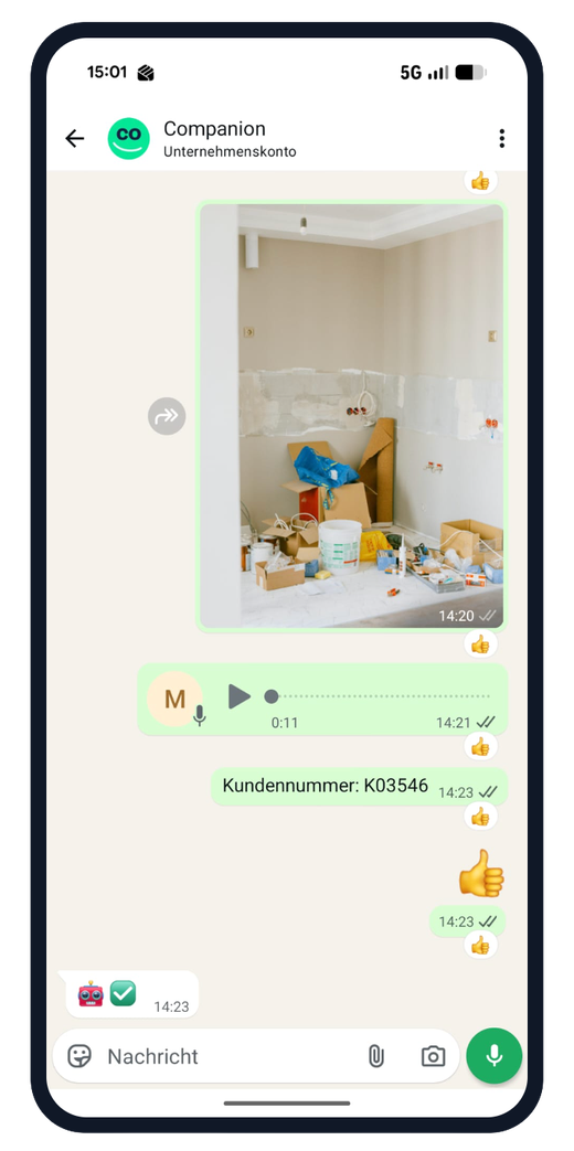 WhatsApp-Chat mit Companion: Foto der Baustelle, Sprachnachricht, Kundennummer und Daumen hoch
